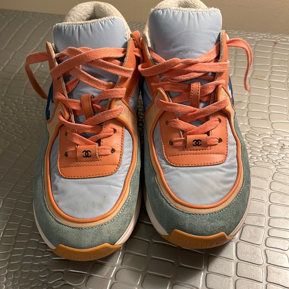Chanel’s Cruise 2019 logo sneakers size 38